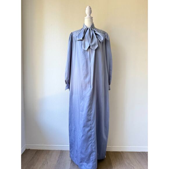 Christian Dior Vintage Lounge Wear Dress Sz S Blue Bow Neck Embroidered Satin - Picture 2 of 13